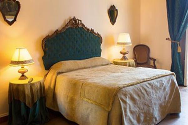 Principe Di Francalanza Bed & Breakfast Катания Екстериор снимка