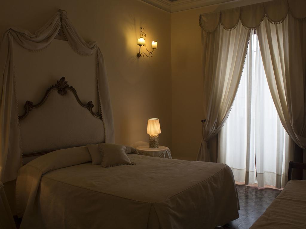 Principe Di Francalanza Bed & Breakfast Катания Екстериор снимка